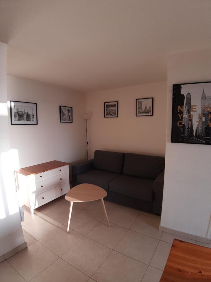 Appartement Cavalaire Face A La Mer Luaran gambar