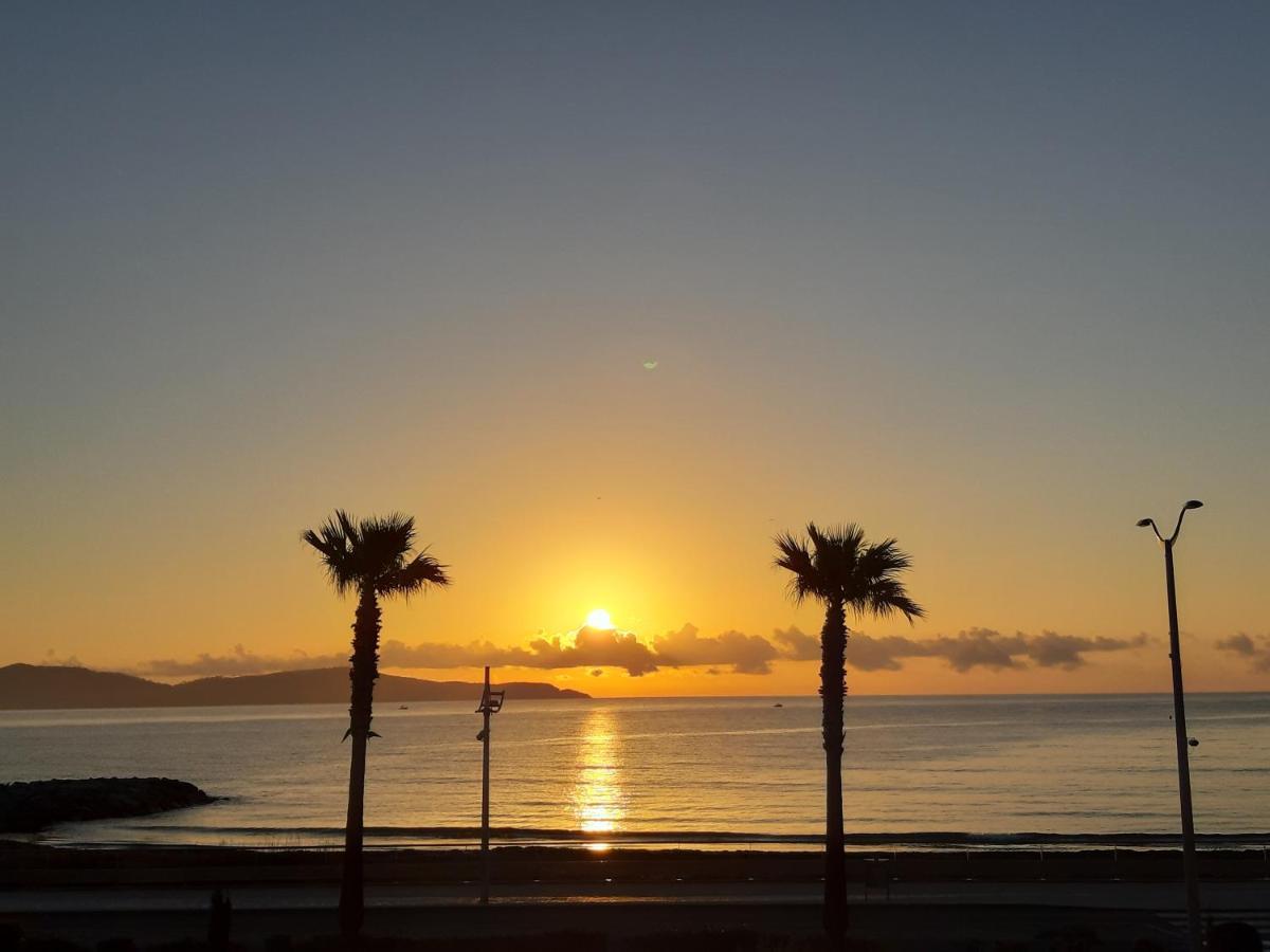 Appartement Cavalaire Face A La Mer Luaran gambar